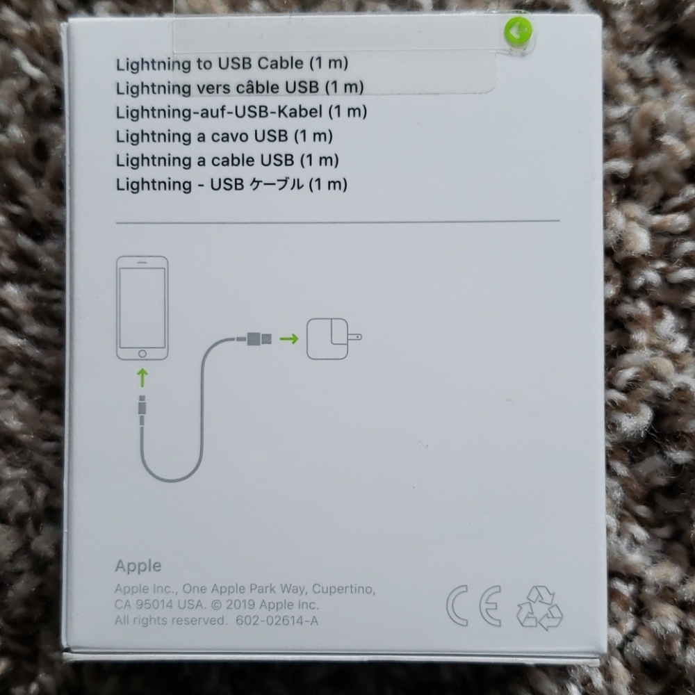 Apple Lightning to USB Cable - Picture 2 of 4